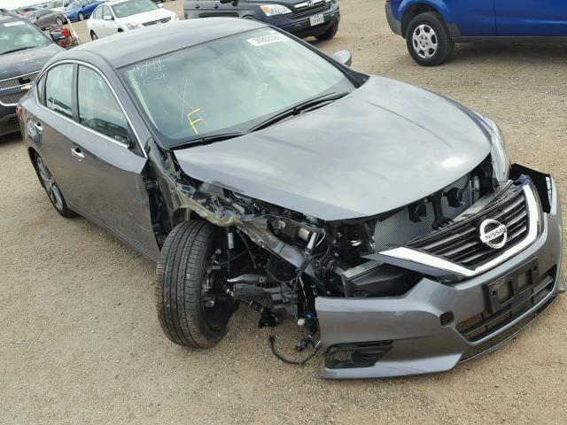Broken Car Wrecker Labrador